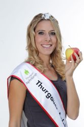 2011 Janine Schaer